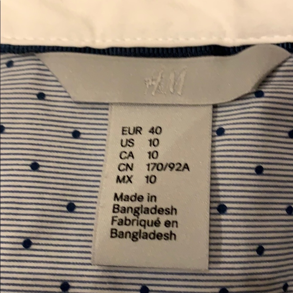 Button down top! - Picture 5 of 6